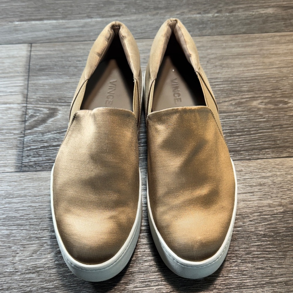 Vince Metallic Bronze Slip-On Shoes woman’s size 8 (s188)